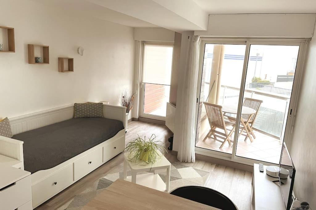 Les Bains Studio Vue Mer เปลเนิฟ-วัล-อ็องเดร ภายนอก รูปภาพ